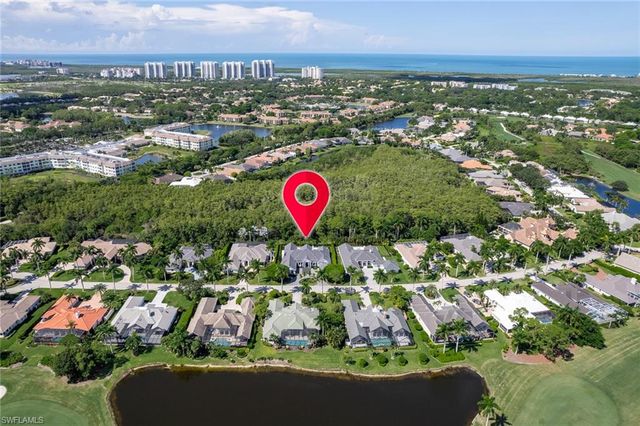743 Saint Georges CT, Naples, FL 34110