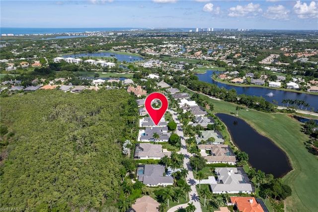743 Saint Georges CT, Naples, FL 34110