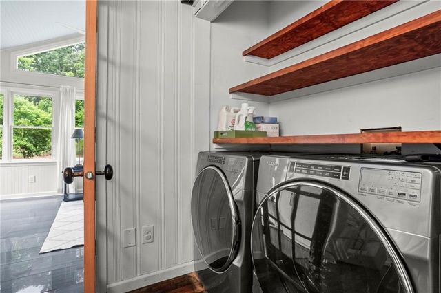 2477 Hunting Valley Drive, Decatur, GA 30033