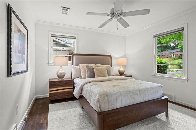 2477 Hunting Valley Drive, Decatur, GA 30033
