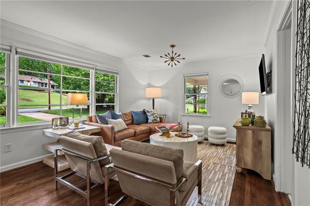 2477 Hunting Valley Drive, Decatur, GA 30033