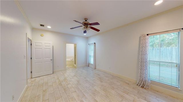 6052 Magnolia E Place, Mobile, AL 36608