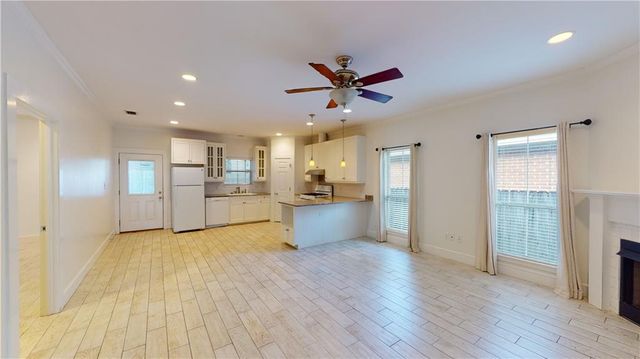 6052 Magnolia E Place, Mobile, AL 36608