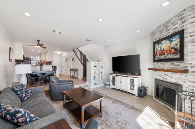 7122 Wood Hollow DR 47, Austin, TX 78731