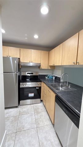 2935 NE 163rd St 3P, North Miami Beach, FL 33160