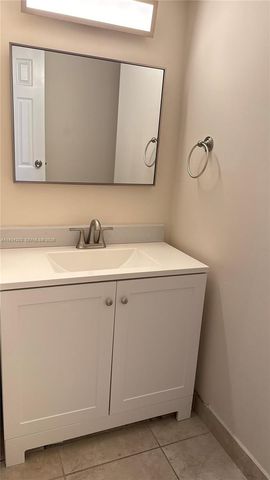 2935 NE 163rd St 3P, North Miami Beach, FL 33160