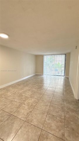 2935 NE 163rd St 3P, North Miami Beach, FL 33160