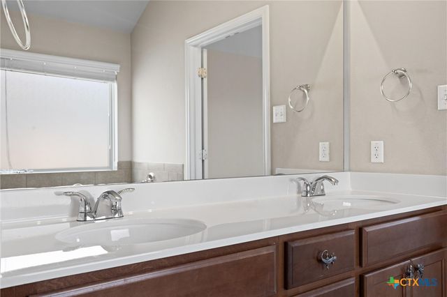 504 Parkfield Lane, Temple, TX 76502