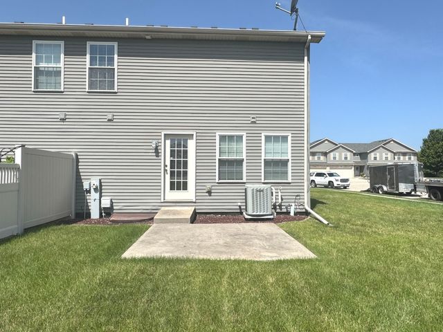 2090 Summerfield Lane, Bourbonnais, IL 60914