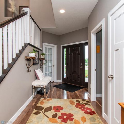 3827 15th Street S, Moorhead, MN 56560