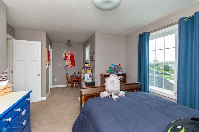 3827 15th Street S, Moorhead, MN 56560