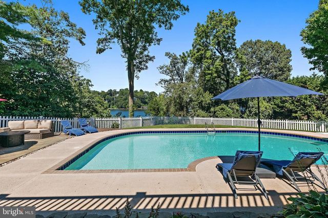 812 COACHWAY, Annapolis, MD 21401