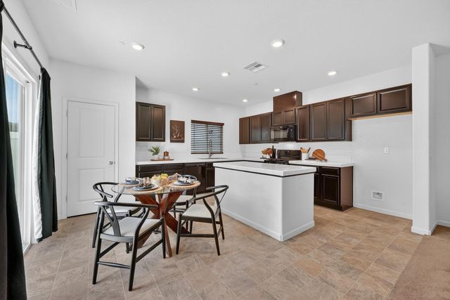 3819 Havenparke Way, Sacramento, CA 95834