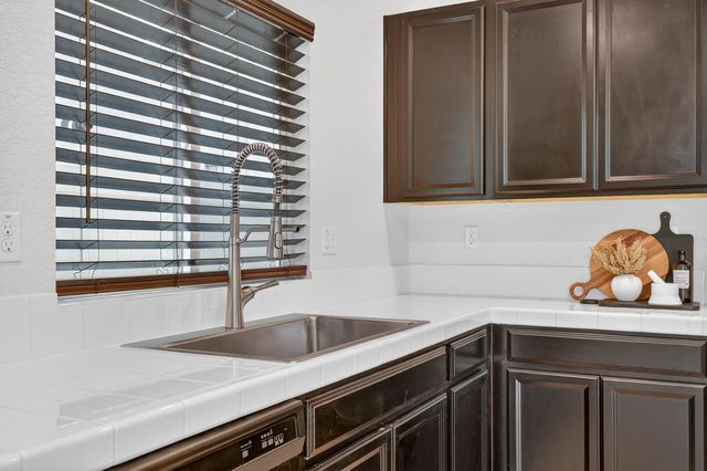 3819 Havenparke Way, Sacramento, CA 95834