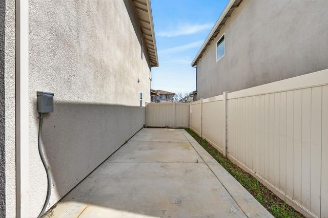 3819 Havenparke Way, Sacramento, CA 95834