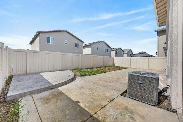 3819 Havenparke Way, Sacramento, CA 95834