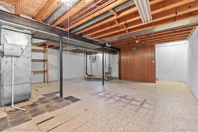 39192 Howell Street, Livonia, MI 48154