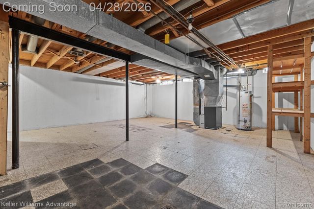 39192 Howell Street, Livonia, MI 48154