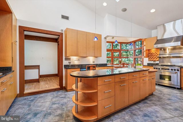 11616 DANVILLE, North Bethesda, MD 20852