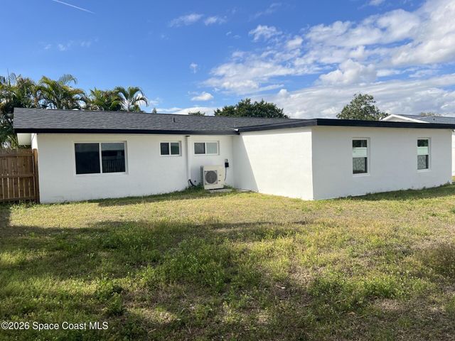 751 Burman Lane NE, Palm Bay, FL 32905