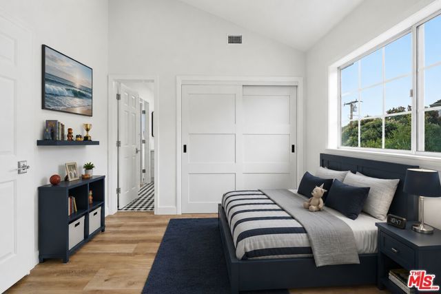 100 S Catalina Avenue A, Redondo Beach, CA 90277