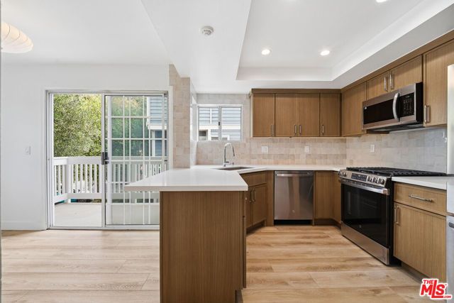 100 S Catalina Avenue A, Redondo Beach, CA 90277
