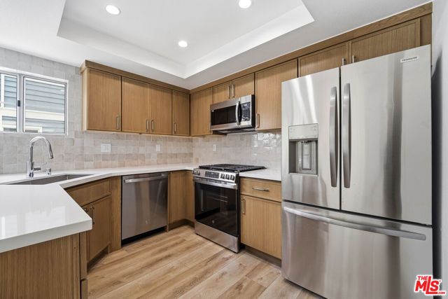 100 S Catalina Avenue A, Redondo Beach, CA 90277