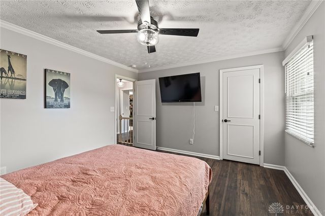 9038 Woodstream Lane, Dayton, OH 45458