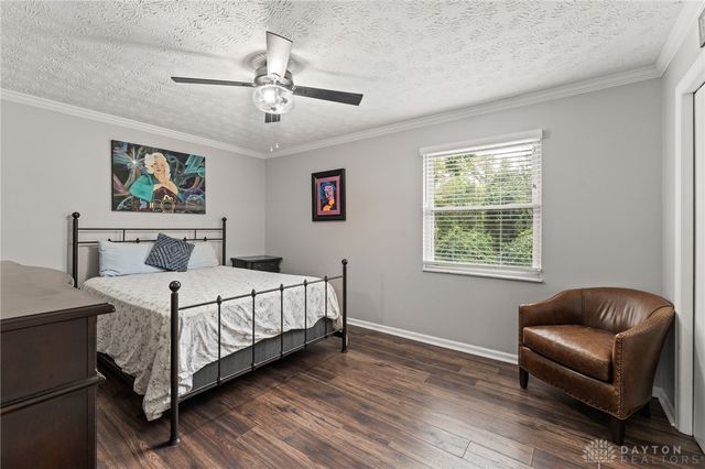 9038 Woodstream Lane, Dayton, OH 45458