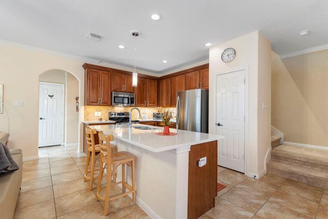 3 Avenswood Place, The Woodlands, TX 77382