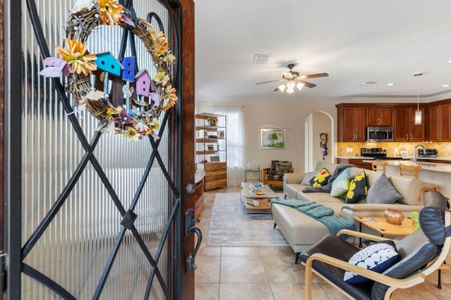 3 Avenswood Place, The Woodlands, TX 77382