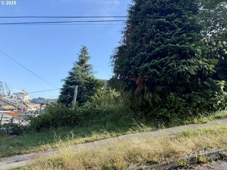 0 Exchange, North Bend, OR 97459
