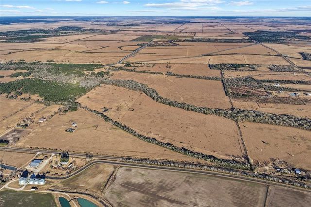 3857 Highway 61, Devers, TX 77538