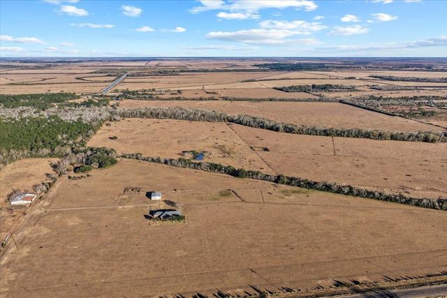 3857 Highway 61, Devers, TX 77538