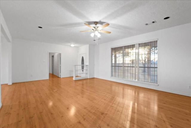 3857 Highway 61, Devers, TX 77538