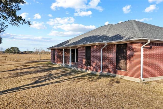 3857 Highway 61, Devers, TX 77538