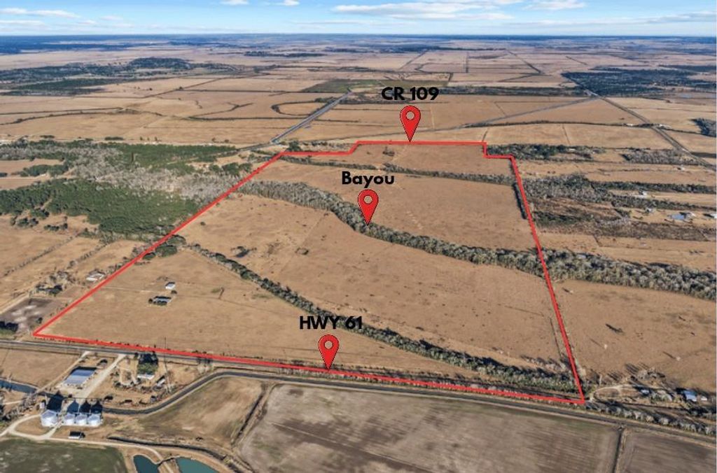 3857 Highway 61, Devers, TX 77538