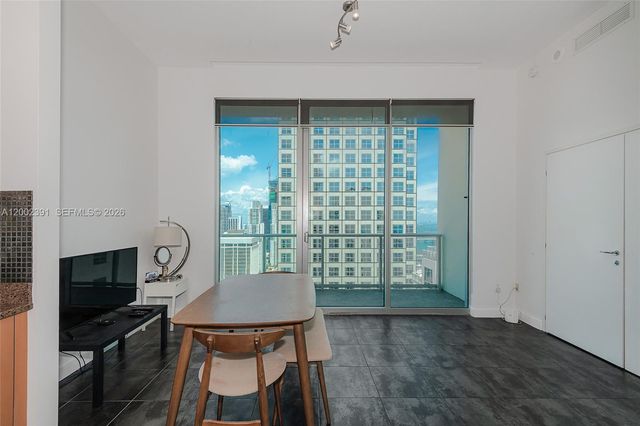 300 S Biscayne Boulevard PH3903, Miami, FL 33131