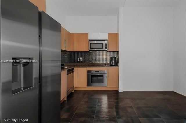 300 S Biscayne Boulevard PH3903, Miami, FL 33131