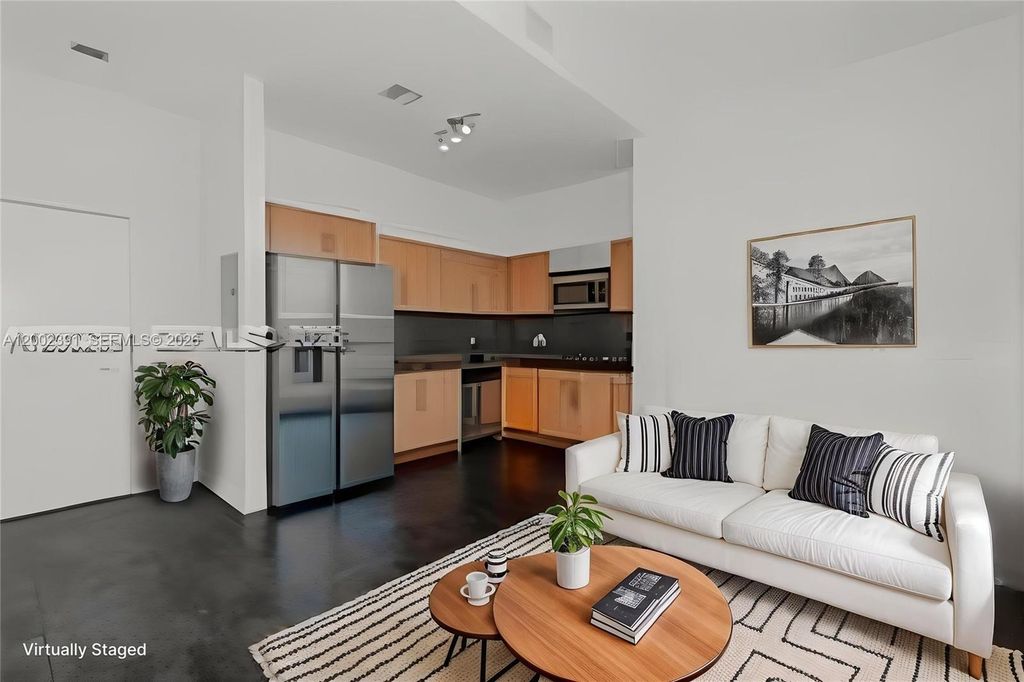 300 S Biscayne Boulevard PH3903, Miami, FL 33131