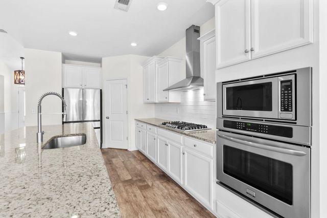 2435 Goldfinch Dr., Myrtle Beach, SC 29577
