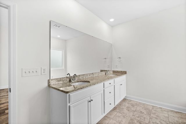 2435 Goldfinch Dr., Myrtle Beach, SC 29577