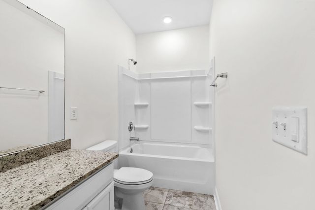 2435 Goldfinch Dr., Myrtle Beach, SC 29577