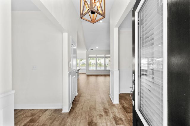 2435 Goldfinch Dr., Myrtle Beach, SC 29577