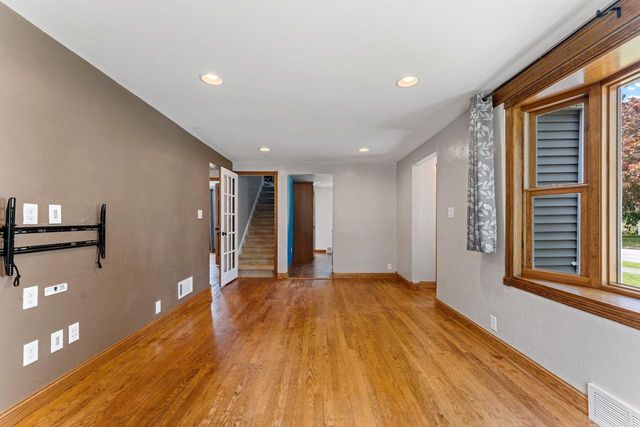 1405 W BREWSTER STREET, Appleton, WI 54914