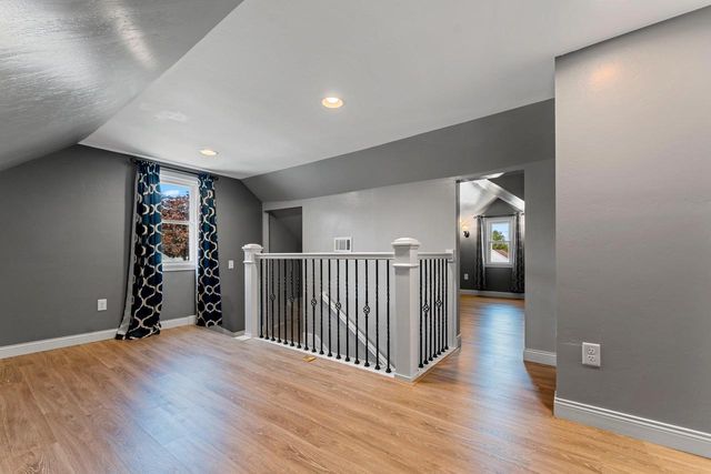 1405 W BREWSTER STREET, Appleton, WI 54914