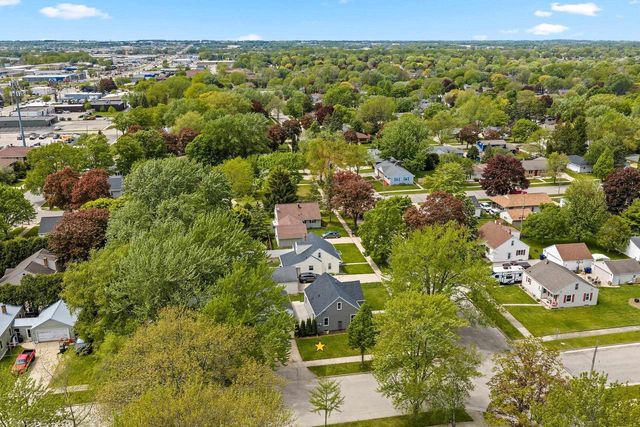 1405 W BREWSTER STREET, Appleton, WI 54914