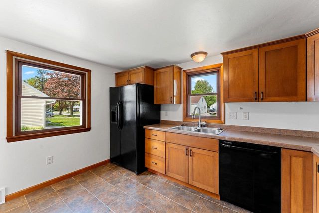 1405 W BREWSTER STREET, Appleton, WI 54914