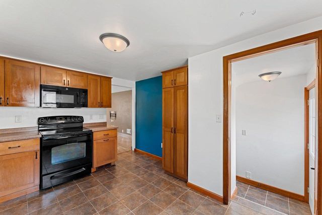 1405 W BREWSTER STREET, Appleton, WI 54914