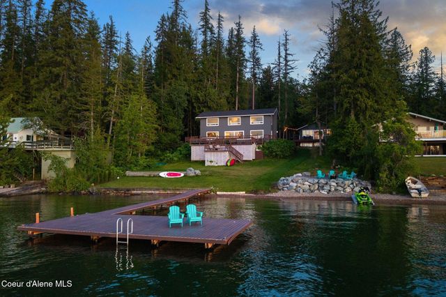 169 Lakeshore DR, Sagle, ID 83860